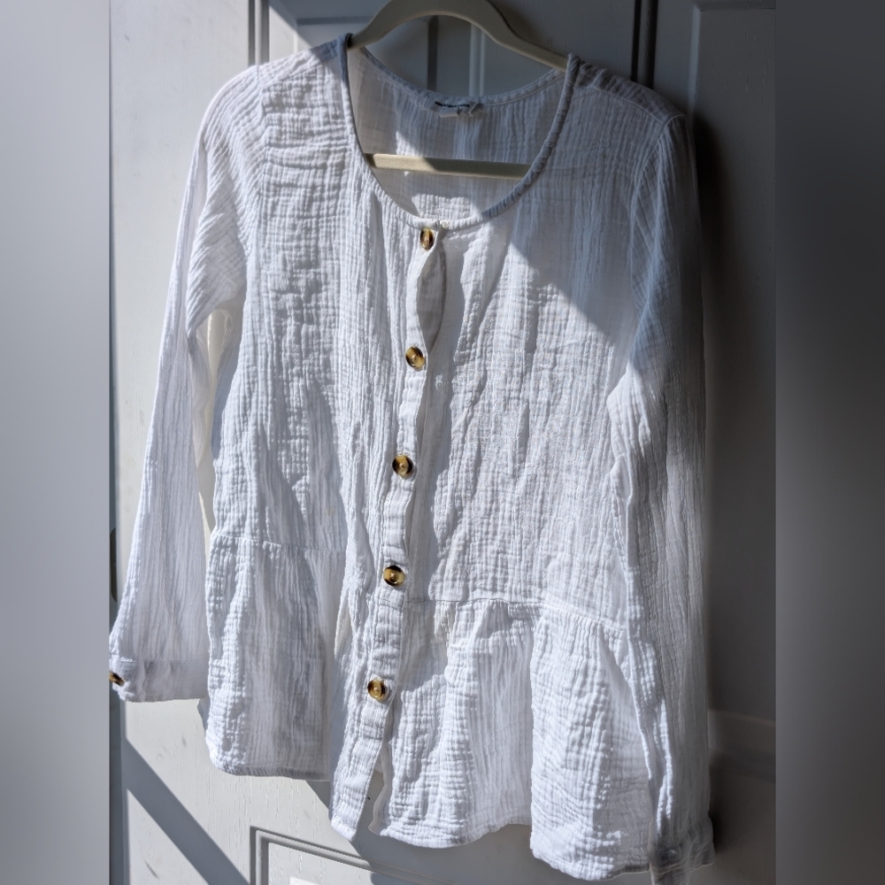 Beachlunchlounge White Textured Top